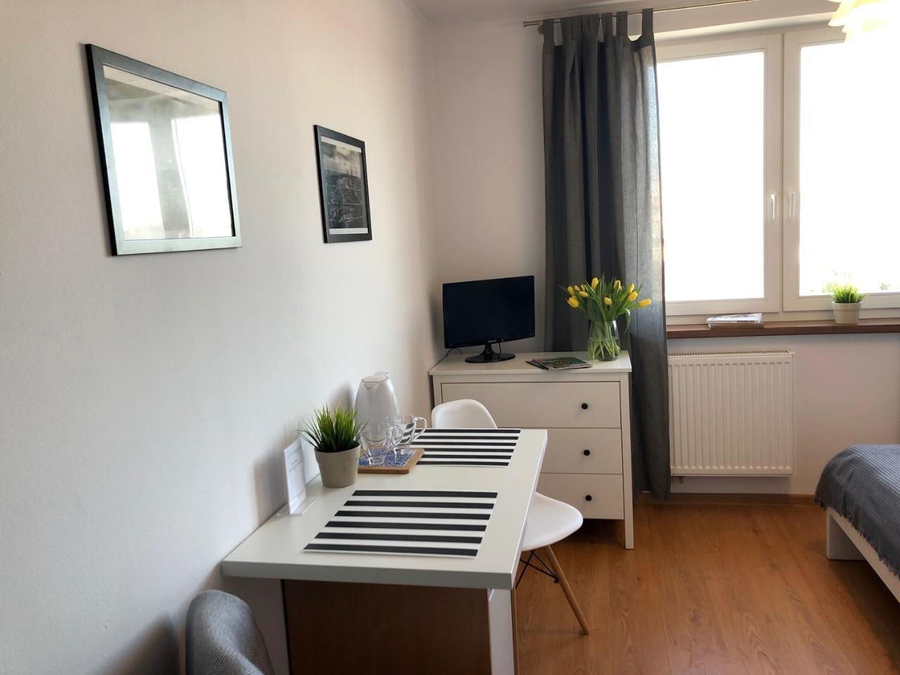 Homestay Gabriela Goscinne Z Basenem *